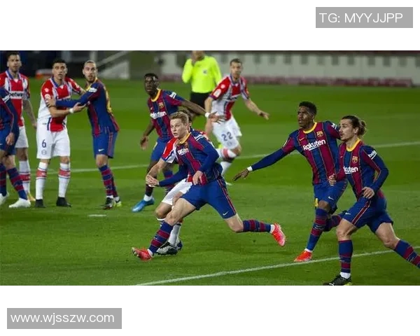 法国足球明星在社交媒体上的精彩瞬间与生活分享