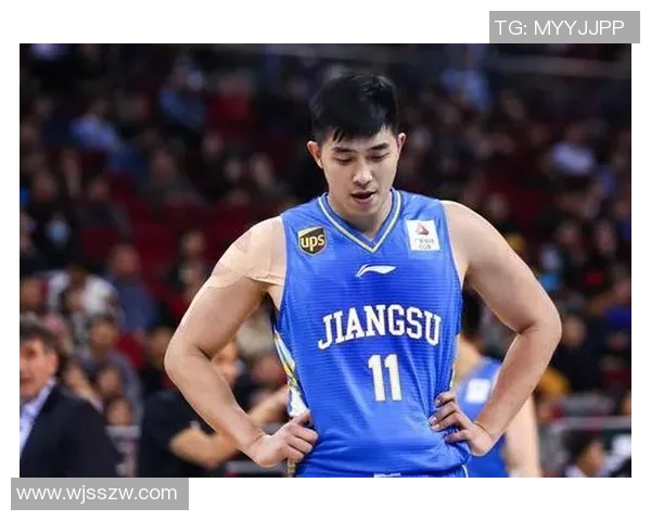 吴冠希带领球队再创佳绩展现出色球技与领导力的完美结合