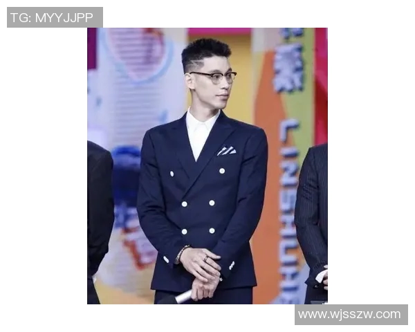 明星篮球服的时尚潮流与运动精神的完美结合探讨